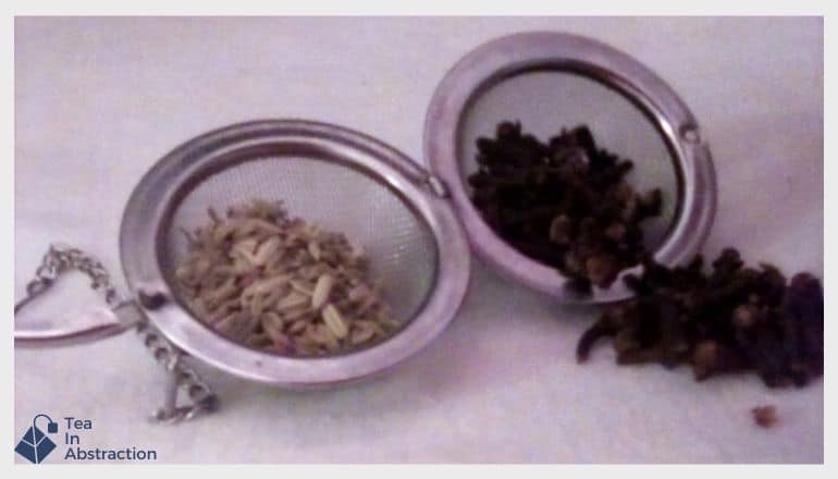 tea infuser with Clove And Fennel Tea